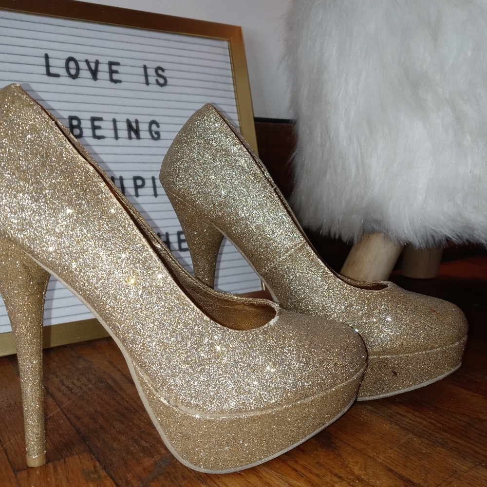 Gold glitter heels. Size 7